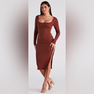 Scoop Neck Midi Dress